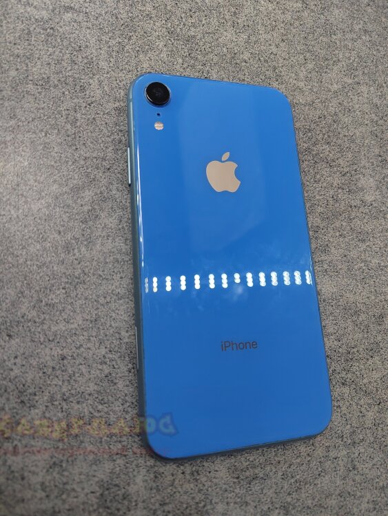 iPhone XR